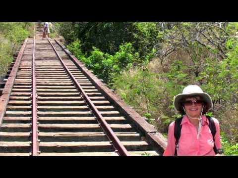 Lorrin Lee's KOKO CRATER. Honolulu. Hawaii. One Moment in Time. Over the Rainbow. 3D.