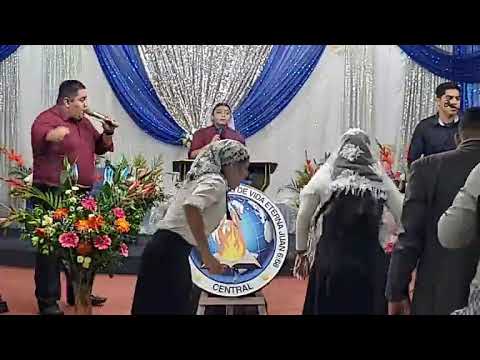 Power Choirs Pastor Grovany Mejía with his daughter 🔥🙌🌏