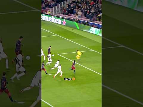 The beautiful game taught by Barcelona 😍