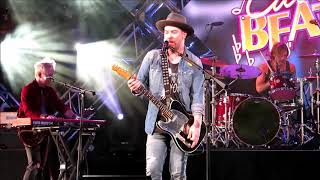 David Cook &quot;Laying Me Low&quot; @Epcot 09/27/2018