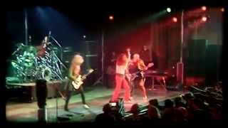 Gillan - Unchain Your Brain (DYESS)