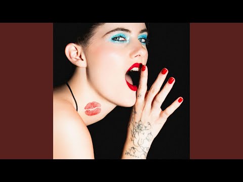 Vintage Girl - EMELINE