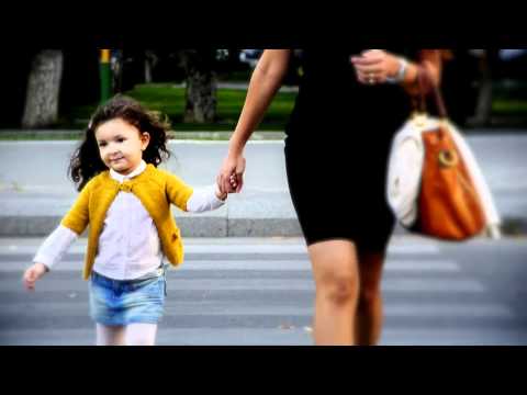 Uşaq Qaynar Xətti videosu