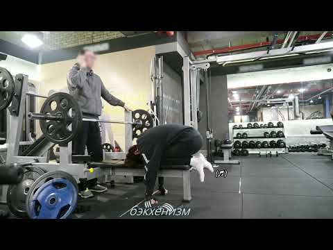 byun baekhyun spending time at gym