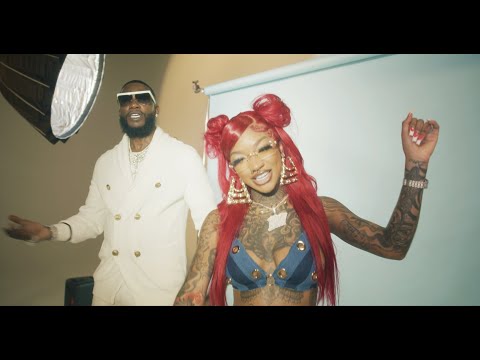 Video thumbnail for Issa Photoshoot