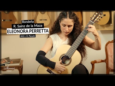 Eleonora Perretta plays Rondeña by Regino Sainz de la Maza on a 2022 J. M. Plazuelo