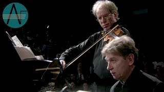 Download lagu Ástor Piazzolla - Escualo (Gidon Kremer, Per Arne Glorvigen, Vadim Sakharov, Alois Posch) mp3