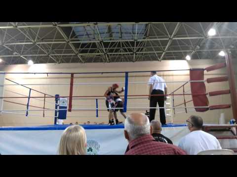 Debut en boxeo. De Axel Díaz