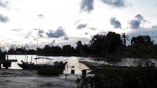 preview picture of video 'Dermaga Pantai Bahagia, Muara Gembong, Bekasi Utara - Test Video Kodak Z990'