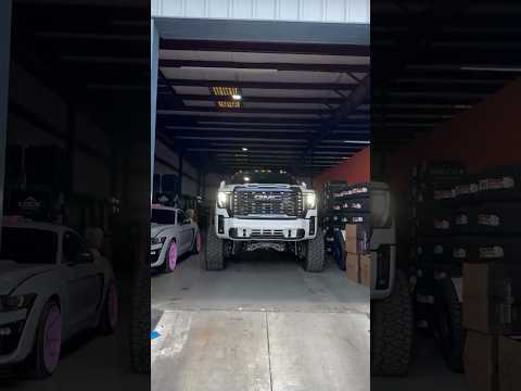 2024 GMC 2500HD running our 7-9” @McGaughys suspension lift with Upper Arms and Traction Bars!