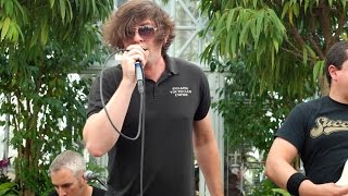 Visceral Candy “Hold On Or Run” | Sounds by the Sound