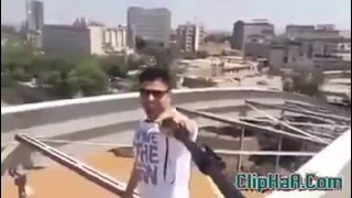 preview picture of video 'Iranian guy runs over Ahvaz bridge arch (پل اهواز)'