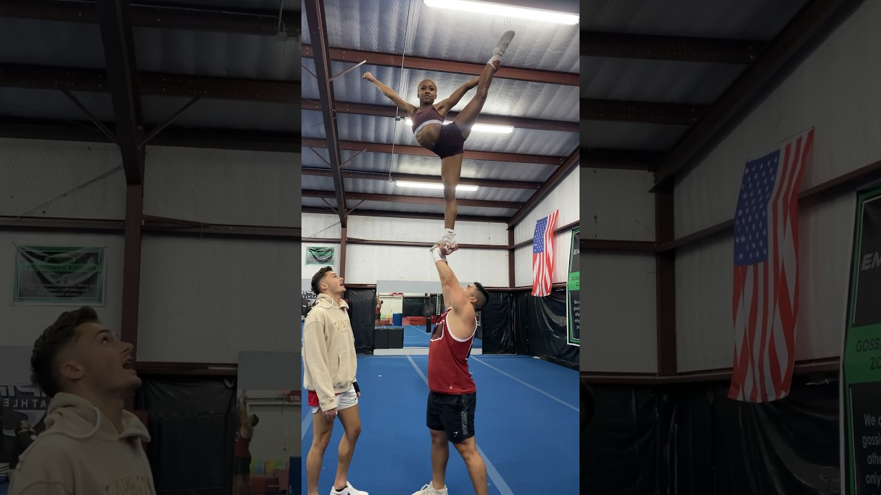 She is Flexible🤩 #sportshorts #acro #cheer #stunts #work #workout #fitness #gym #sports #viralvideo