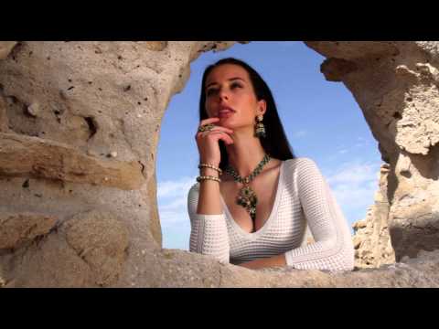 download lagu mp3 mp4 Gehna Jewellers Dubai, download lagu Gehna Jewellers Dubai gratis, unduh video klip Gehna Jewellers Dubai