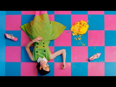 SAINTE - Technicolor (OFFICIAL VIDEO)