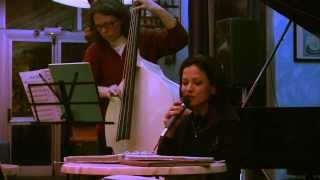 Michela Resi - How High The Moon - Jam Session