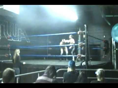 TJ Thunder vs Robbie Reckless.MP4