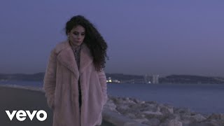 Elisa Rodrigues - In And Around You video