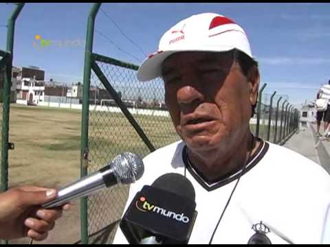 Copa Perú - Saetas de Oro visita a San Simón de Moquegua - Tvmundo Deportes 2013