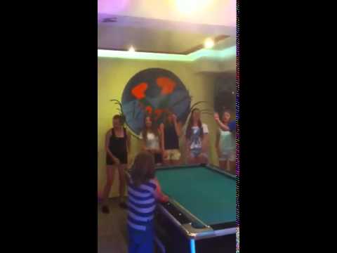 Clublied Hardenberg '85 door de meisjes B.