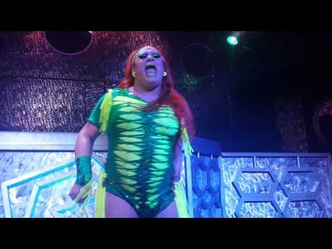 Mikaela Pitt - tunnel - 31-01-16 by leks