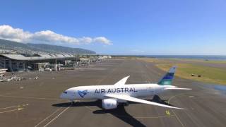 B787-10 Air Austral F-OLRC & F-OLRB video