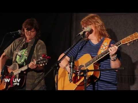 Indigo Girls (with Matt Nathanson) - "Kid Fears" (Live at WFUV)