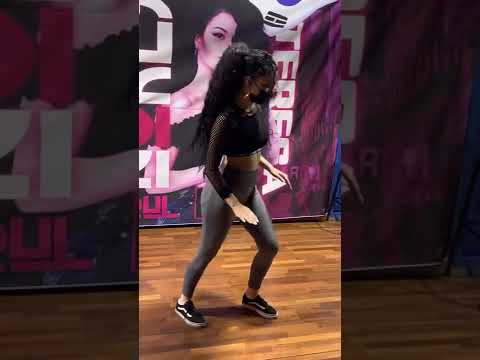 Teresa Kizomba & Tarraxo lady style 2