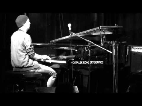 Philipp Nykrin Trio am HoertHoert Festival Salzburg 2015 - "Brooklyn Bound"