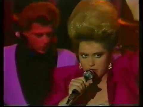 De Gigantjes - The Barnyard Boogie