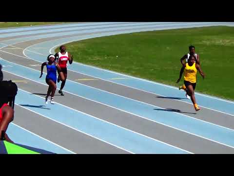 GIRLS 200M HEAT 1 PRELIM DISTRICT