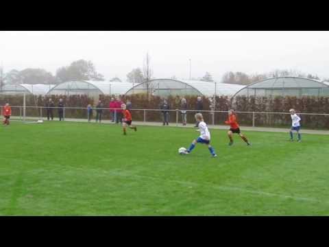 SDVB E4 -Sparta Nijkerk E8, 16 november 2013. Eindstand 7-2