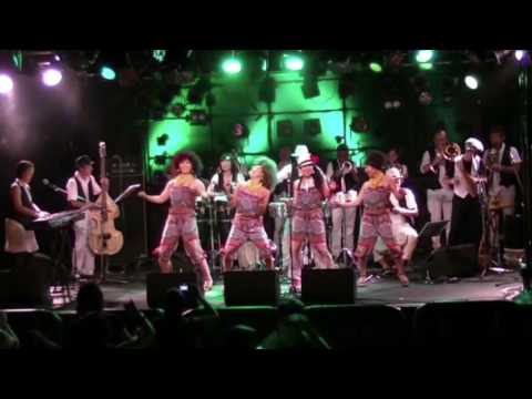 Conjunto Domestico        CLUB QUATTRO 2016/8/24