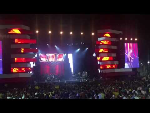 Lucas Lucco e Tierry no Réveillon de Salvador