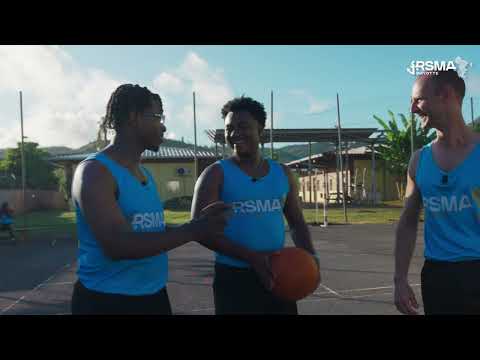 Trace ton avenir avec le SMA: 24h au RSMA Mayotte (ft. naid_officiel et elinem_95)