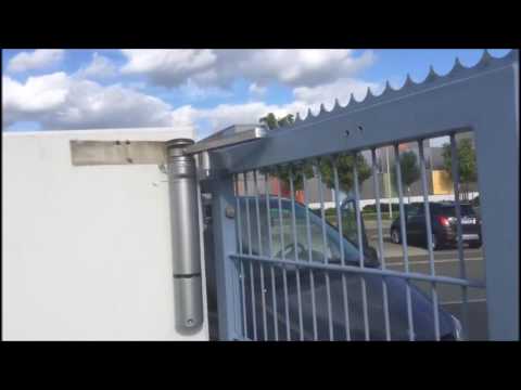 Türschliesser Verticlose in action