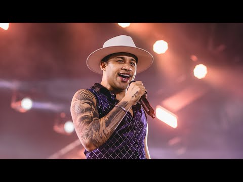 Leonne o Nobre - Ao vivo Arraiá do Povo (Aracaju/SE)