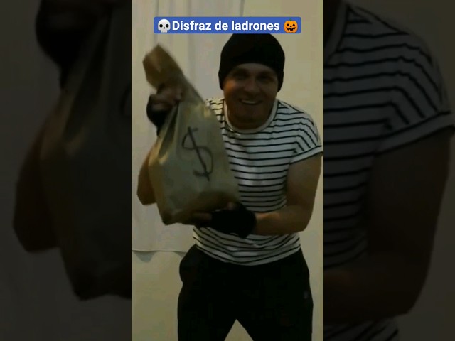 Vídeo relacionado con HOVCEH Disfraz de Ladrón de Bancos, 6 Piezas Disfraz de Ladrón, D-isfraz de Ladrón para Adulto con Camiseta, Sombrero, Guantes, Bolsas y Antifaz, Disfraz Ladron Adulto para Carnaval, Fiesta Temática