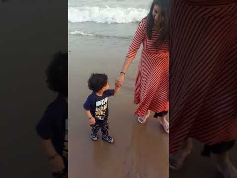 Pavi is in the beach