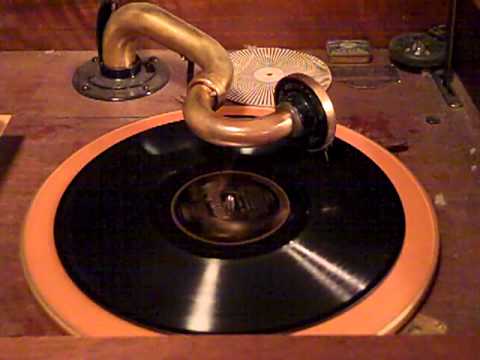 FRED RICH'S HOTEL ASTOR ORCH. VAUGHN De LEATH - THE MAN I LOVE - ROARING 20'S VICTROLA