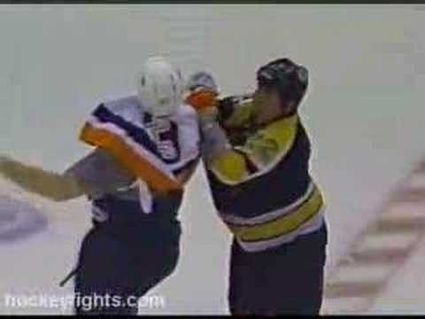 Dennis Bonvie vs Eric Cairns