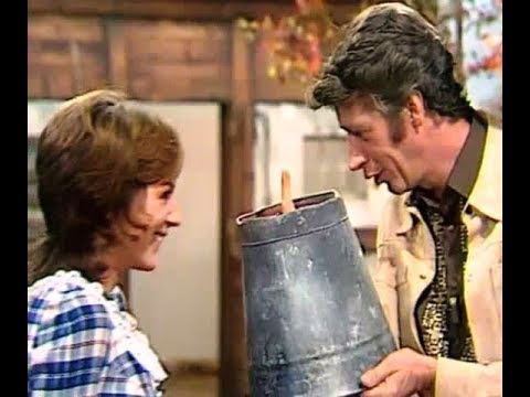 Rudi Carrell - Ein Loch ist im Eimer