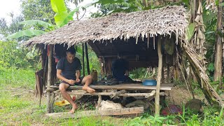 Download lagu Kehidupan Suku Dayak di Hutan Belantara Kalimantan mp3