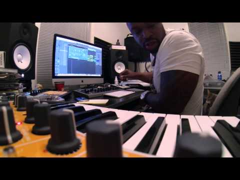 Que Tee Pi (Sometimes Chic)