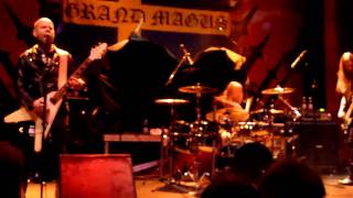 Loudfarmer: Grand Magus - The Shadow Knows (live från Trädgårn)