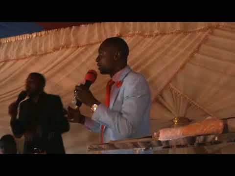 BISHOP KLEBER B LE 15 10 2017