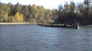 preview picture of video 'Boating To St. Helens Oregon'