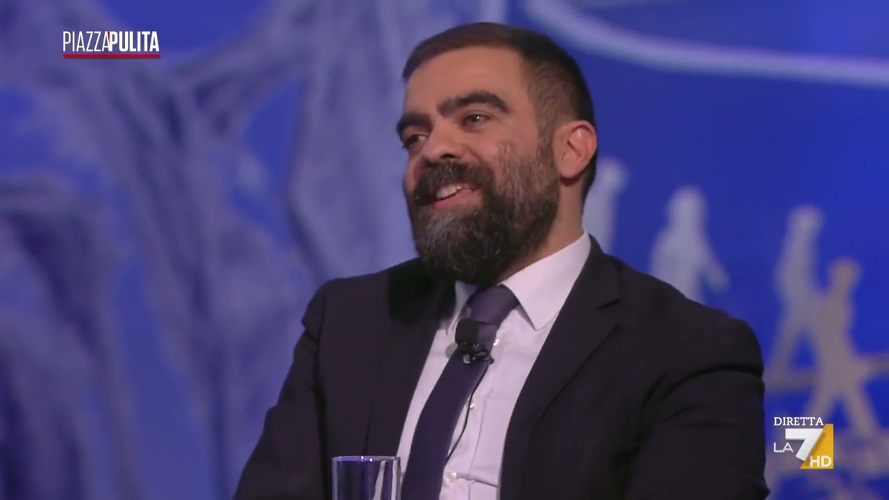 Lupi perde la pazienza con Grimaldi e sbatte le mani sul tavolo, Formigli interviene: "Calma"