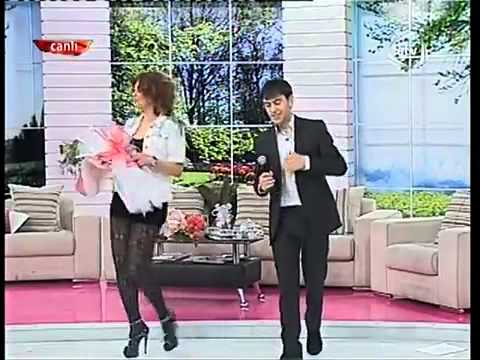 Uzeyir Aygun Qoy Butun Alem Bizden Danissin