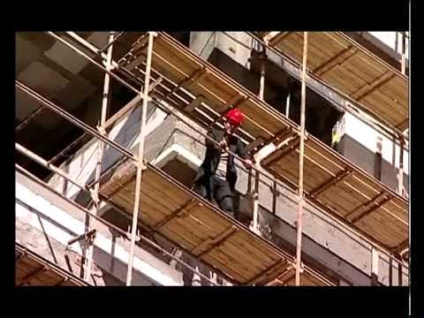 السلامة في العمل في الارتفاع thumbnail